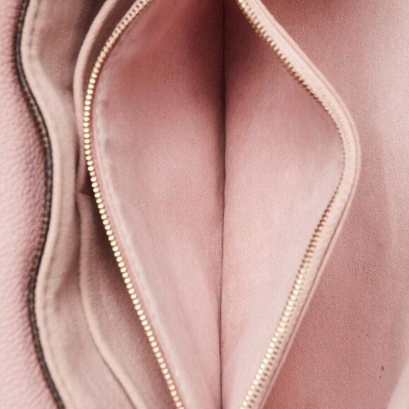 Louis Vuitton Magnolia Damier Canvas Clapton Crossbody Bag - Picture 8 of 12